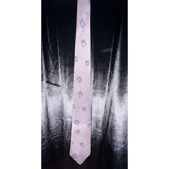Vintage YSL Yves Saint Laurent Tie  Purple Pattern 100% Silk Men's USA MADE - Picture 1 of 12